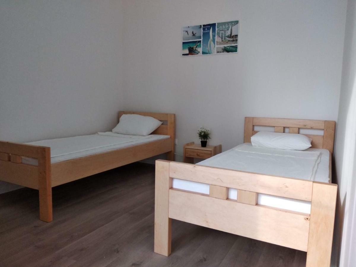 Kate & Jenny Apartments - Cosy Place In The City Center Bratislava Bagian luar foto